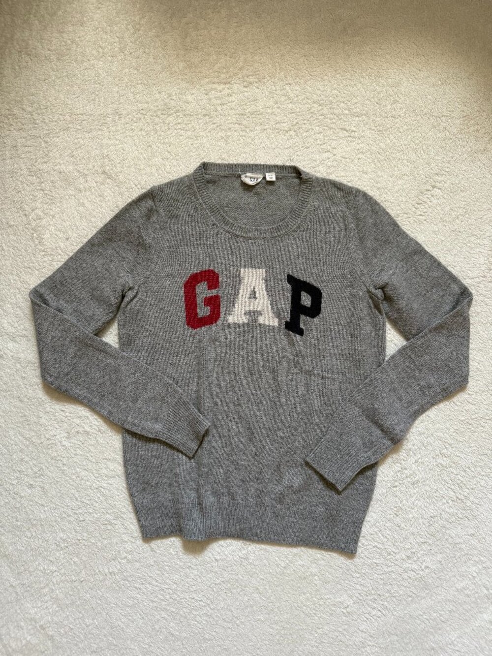 GAP Logo Sweater - Grey
